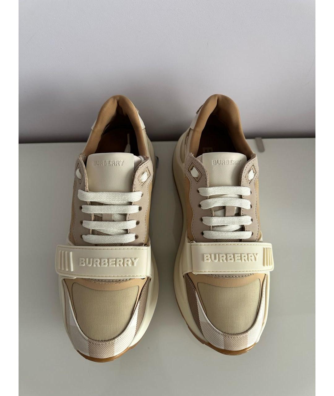 BURBERRY Бежевые кожаные кроссовки, фото 2