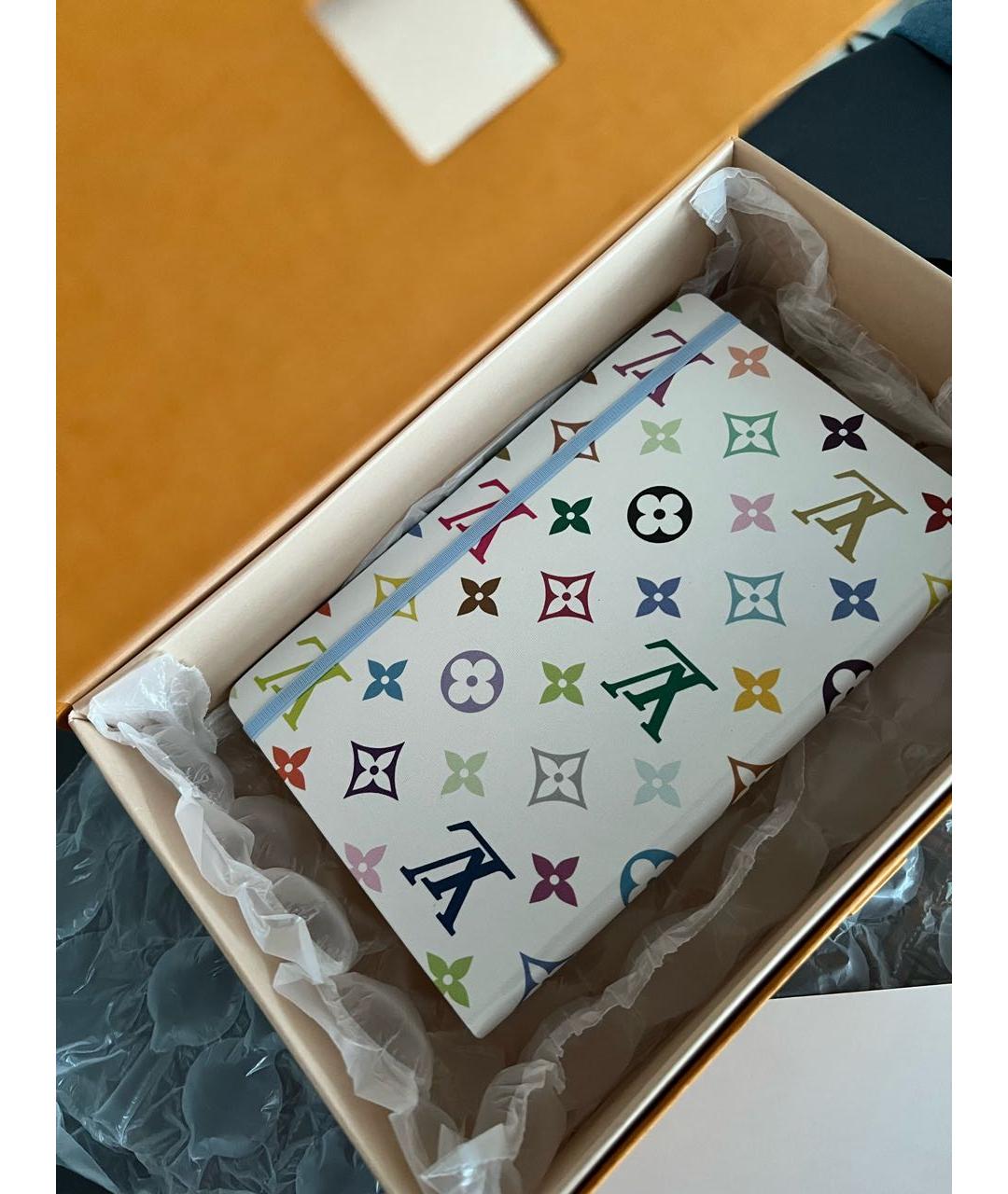 LOUIS VUITTON Книга, фото 2