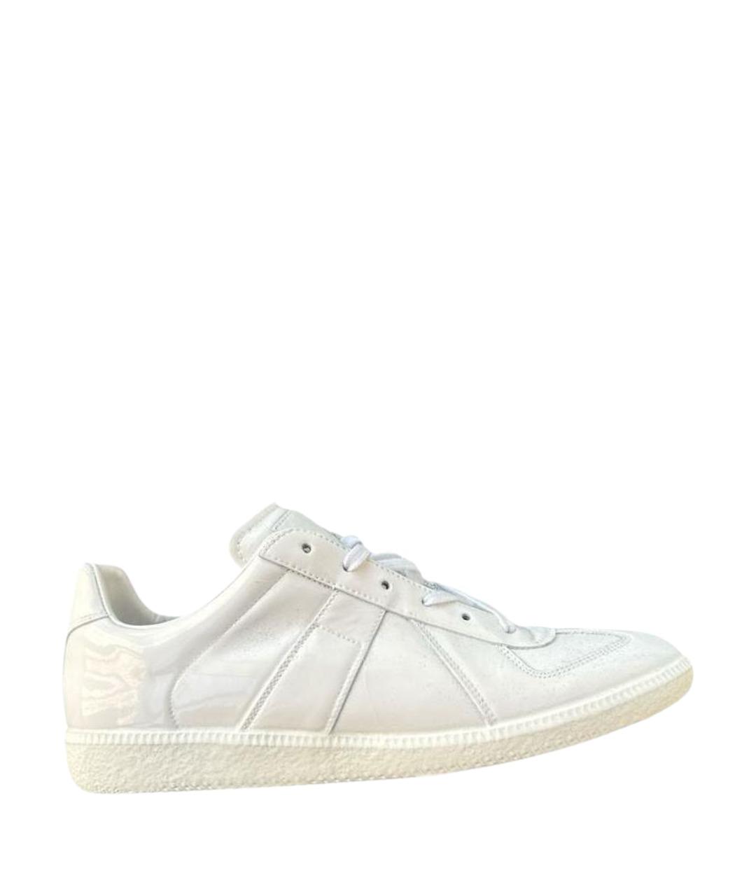 MAISON MARGIELA Белые низкие кроссовки / кеды из лакированной кожи, фото 1