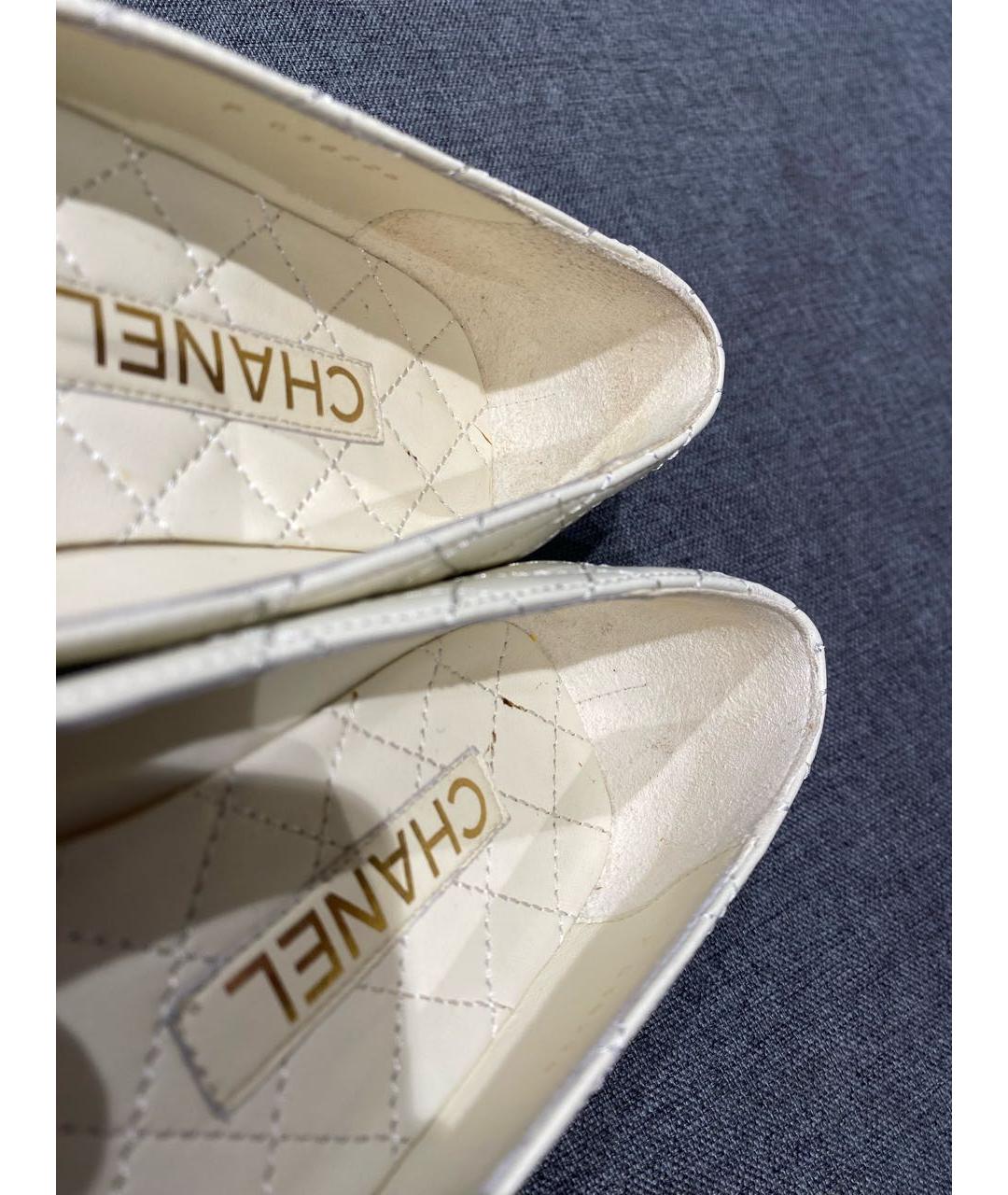 CHANEL Белые кожаные балетки, фото 6