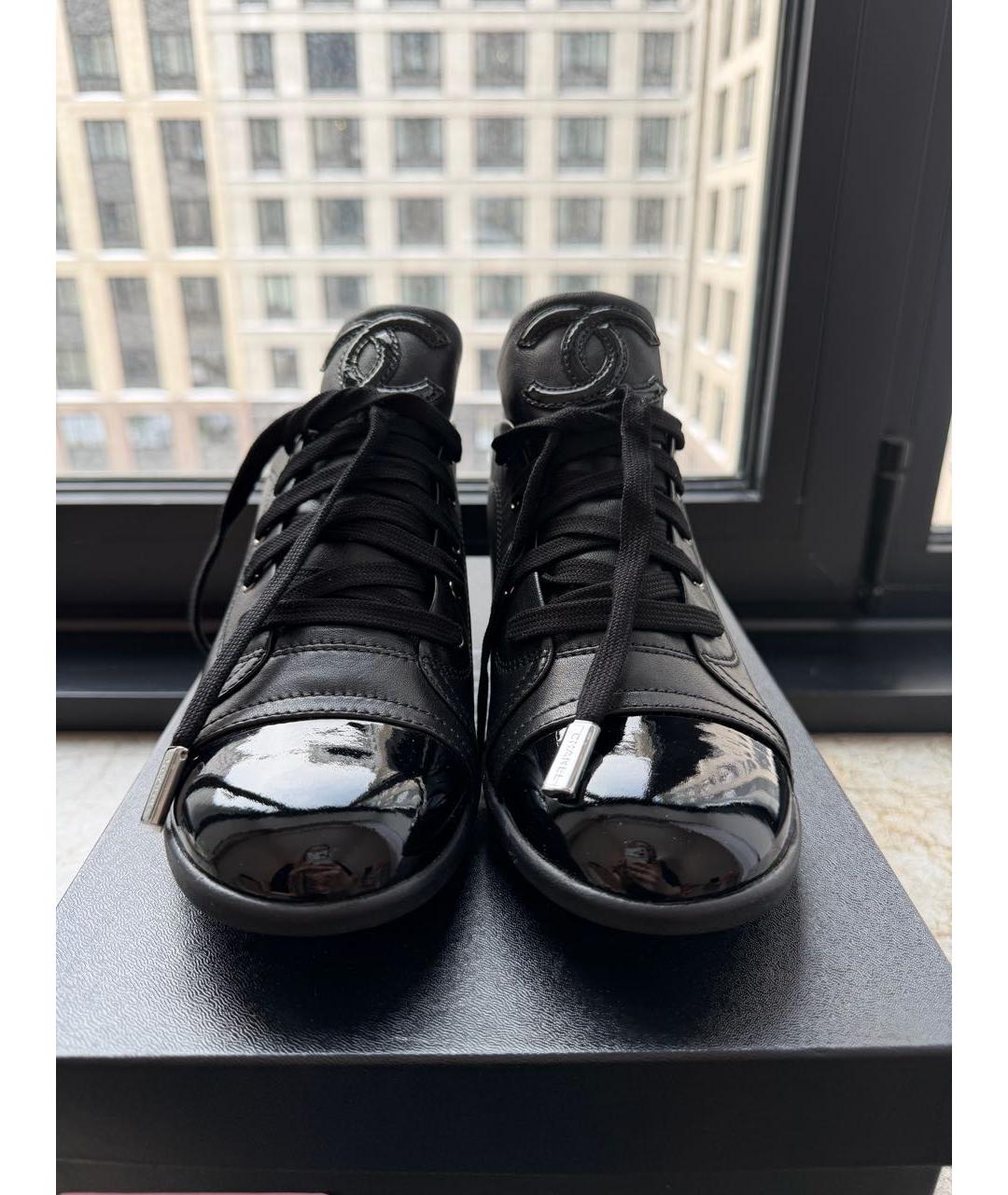 CHANEL Черные кожаные кеды, фото 2