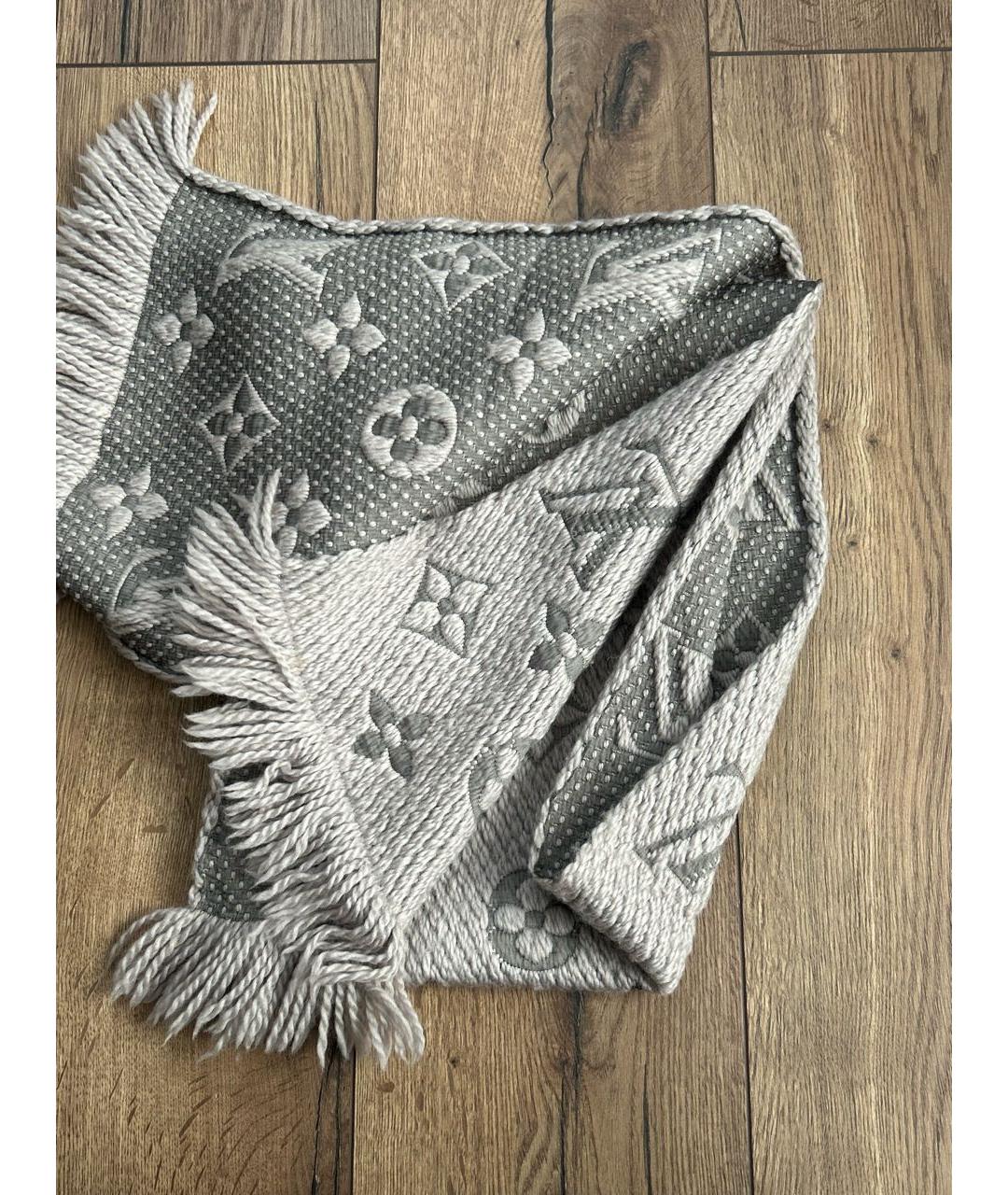 LOUIS VUITTON Серый шерстяной шарф, фото 5