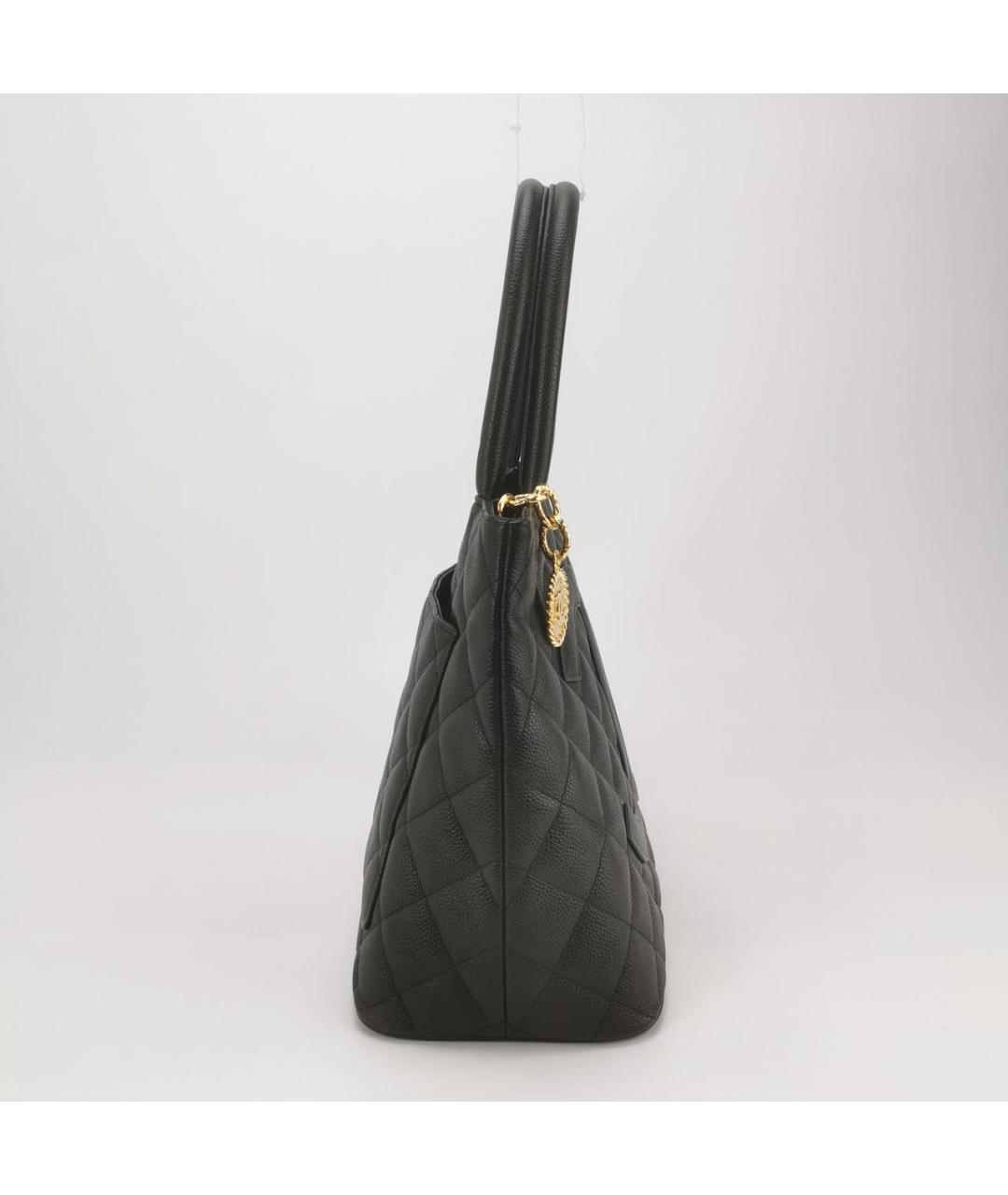 CHANEL Черная кожаная сумка тоут, фото 3