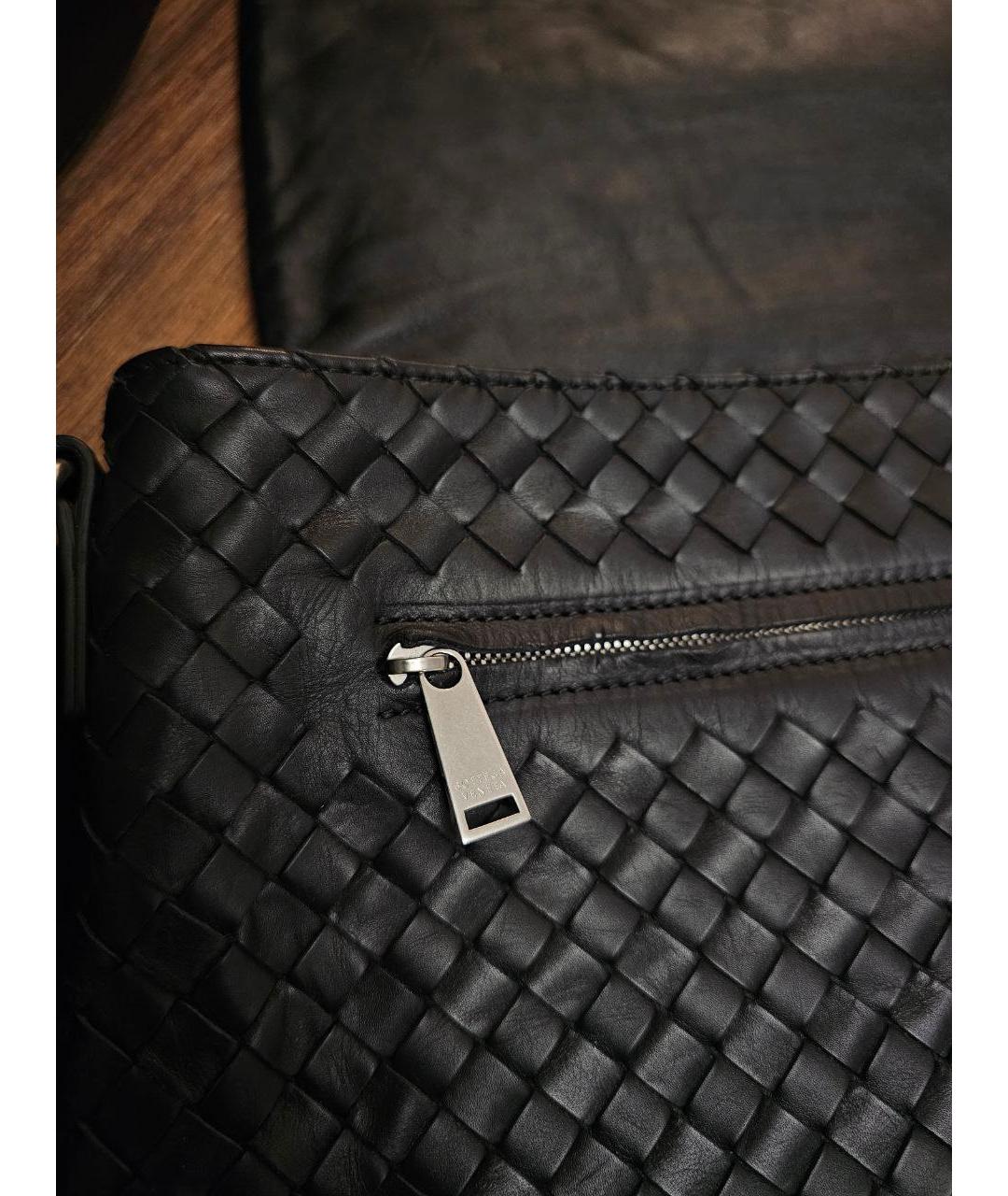 BOTTEGA VENETA Черная кожаная сумка на плечо, фото 7