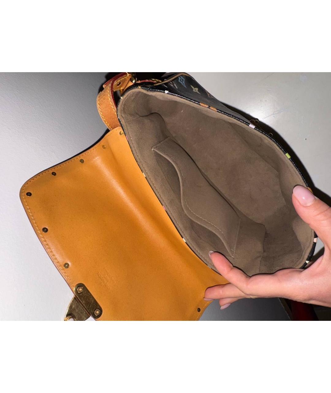 LOUIS VUITTON Черная кожаная сумка через плечо, фото 4