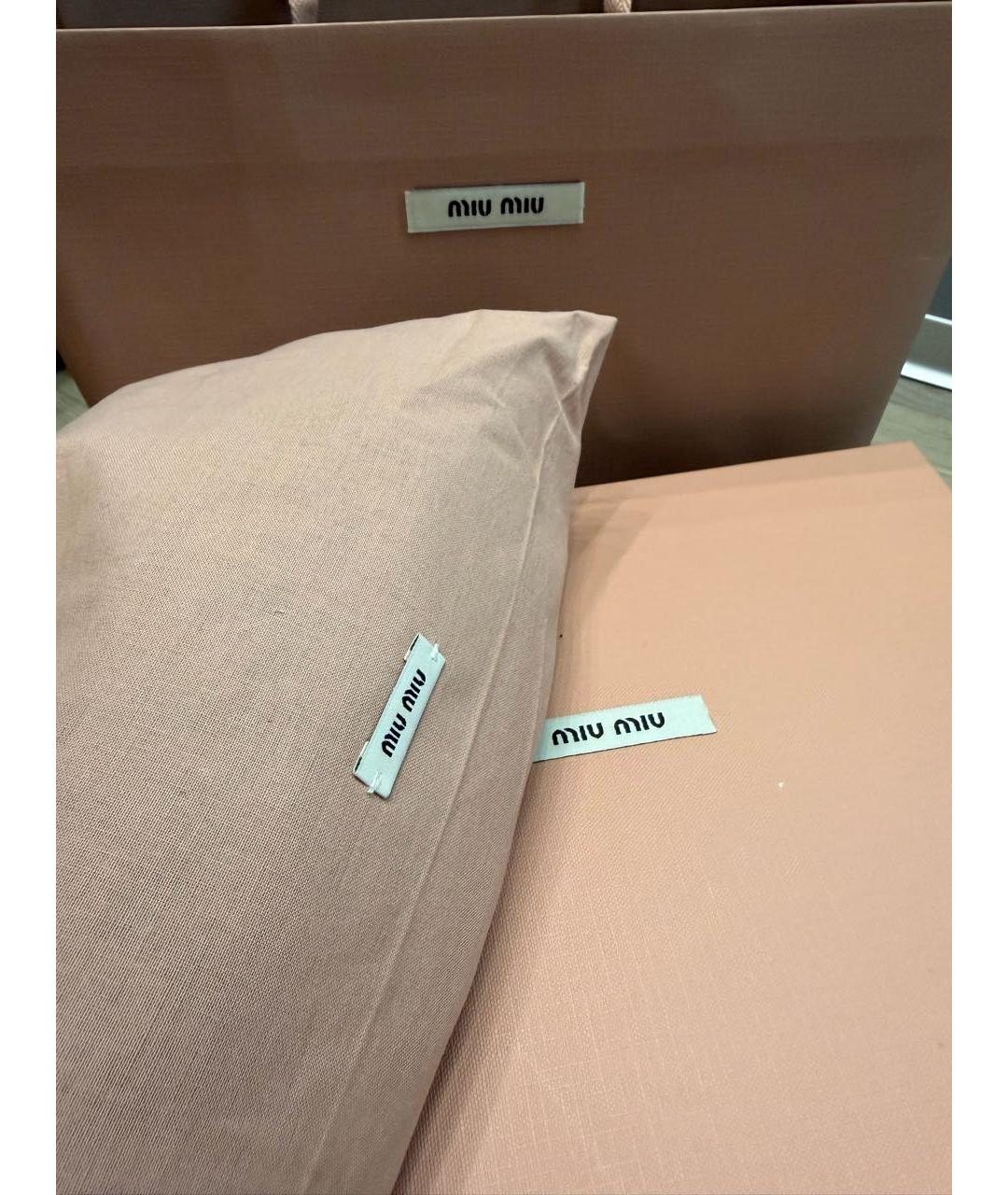 MIU MIU Черная кожаная сумка с короткими ручками, фото 4