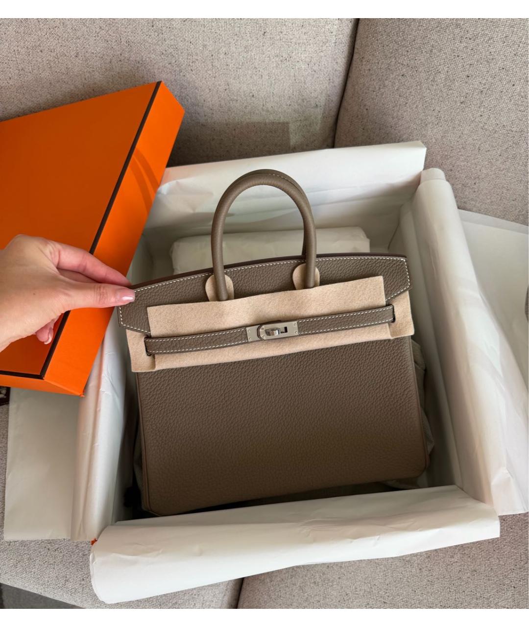 HERMES Серая кожаная сумка с короткими ручками, фото 5