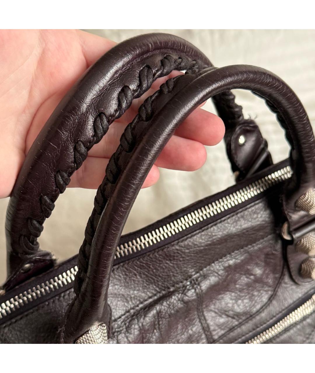 BALENCIAGA Черная кожаная сумка с короткими ручками, фото 3