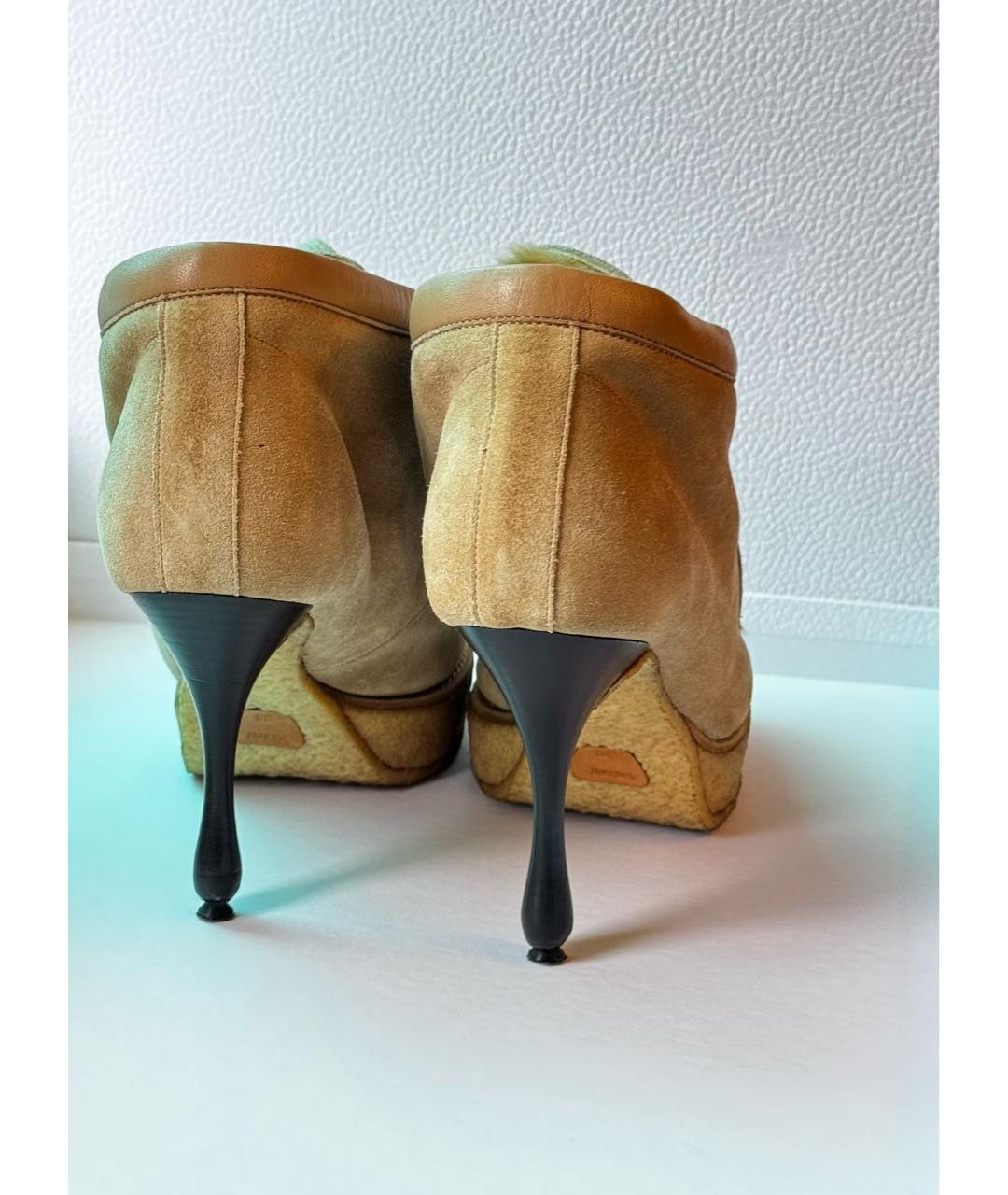 MARC JACOBS Бежевые нубуковые ботильоны, фото 4