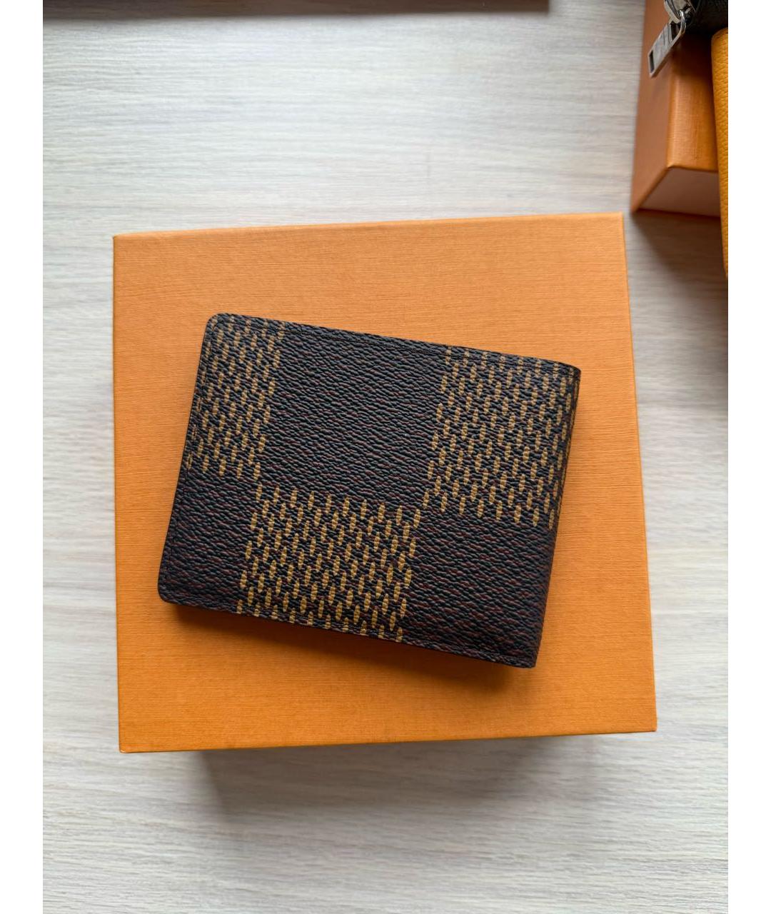 LOUIS VUITTON Коричневый кошелек, фото 2