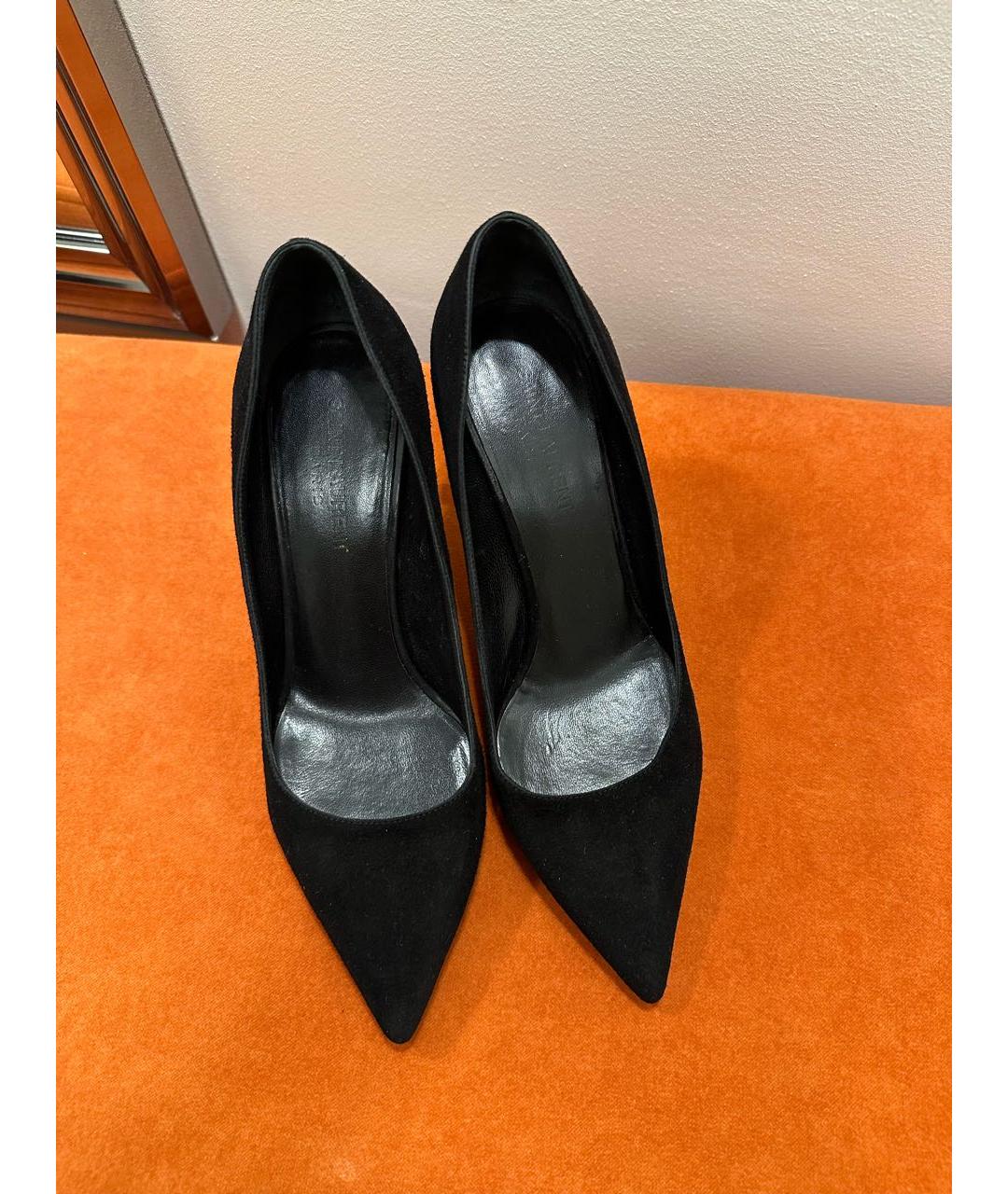 SAINT LAURENT Черные замшевые туфли, фото 2