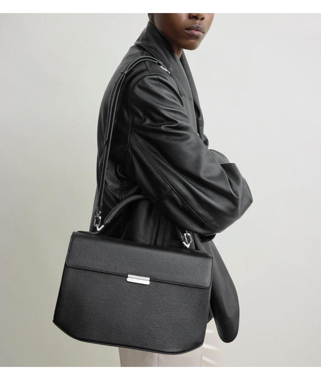 TOTEME Черная кожаная сумка через плечо, фото 3