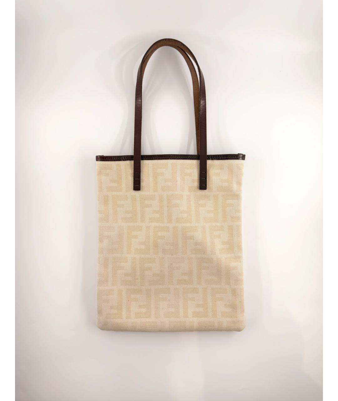 FENDI Бежевая тканевая сумка с короткими ручками, фото 2