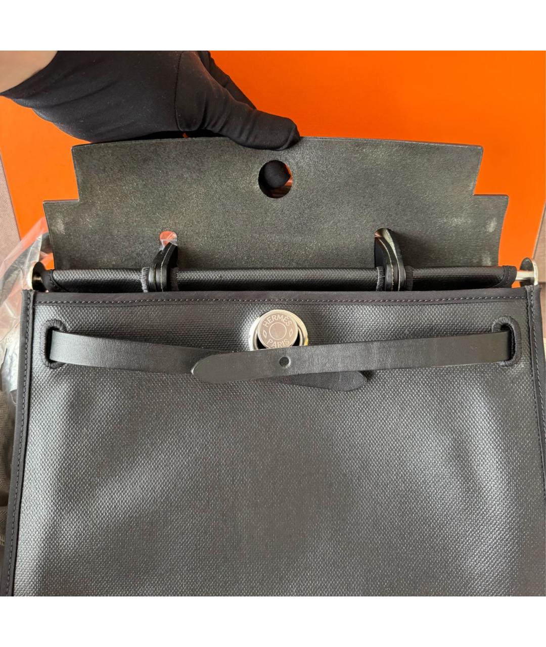 HERMES Черная кожаная сумка через плечо, фото 4