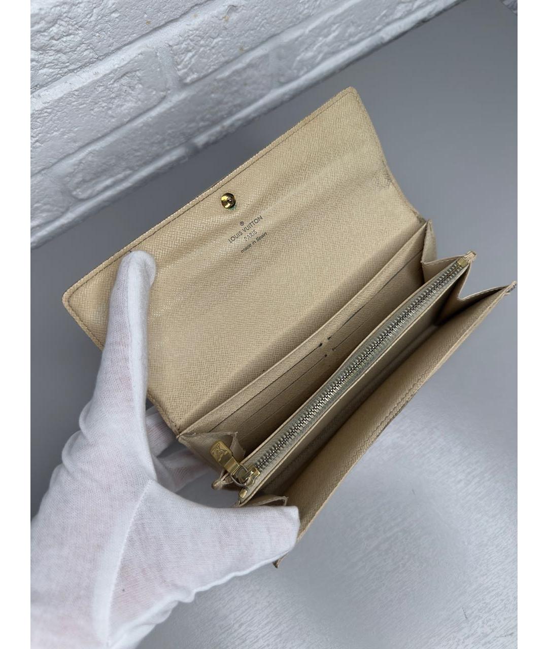 LOUIS VUITTON Бежевый кожаный кошелек, фото 5