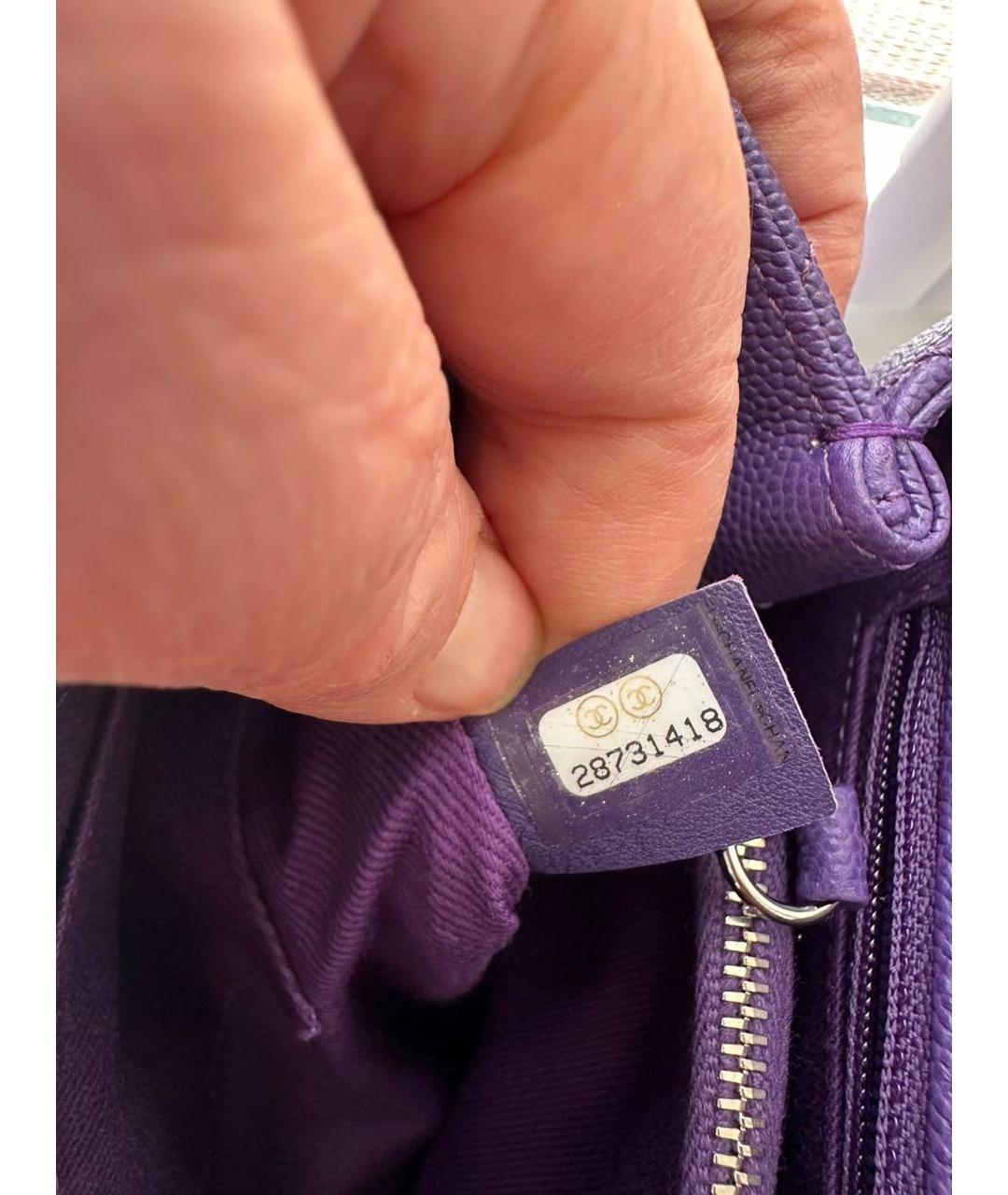 CHANEL Фиолетовая кожаная сумка с короткими ручками, фото 5