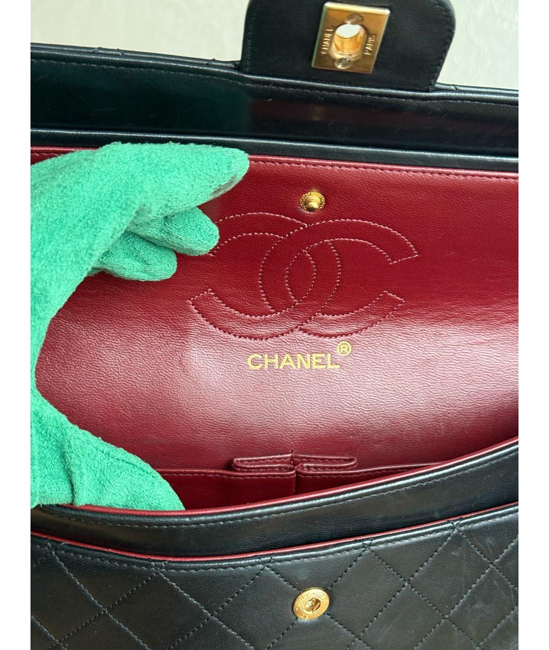 CHANEL Черная кожаная сумка через плечо, фото 4