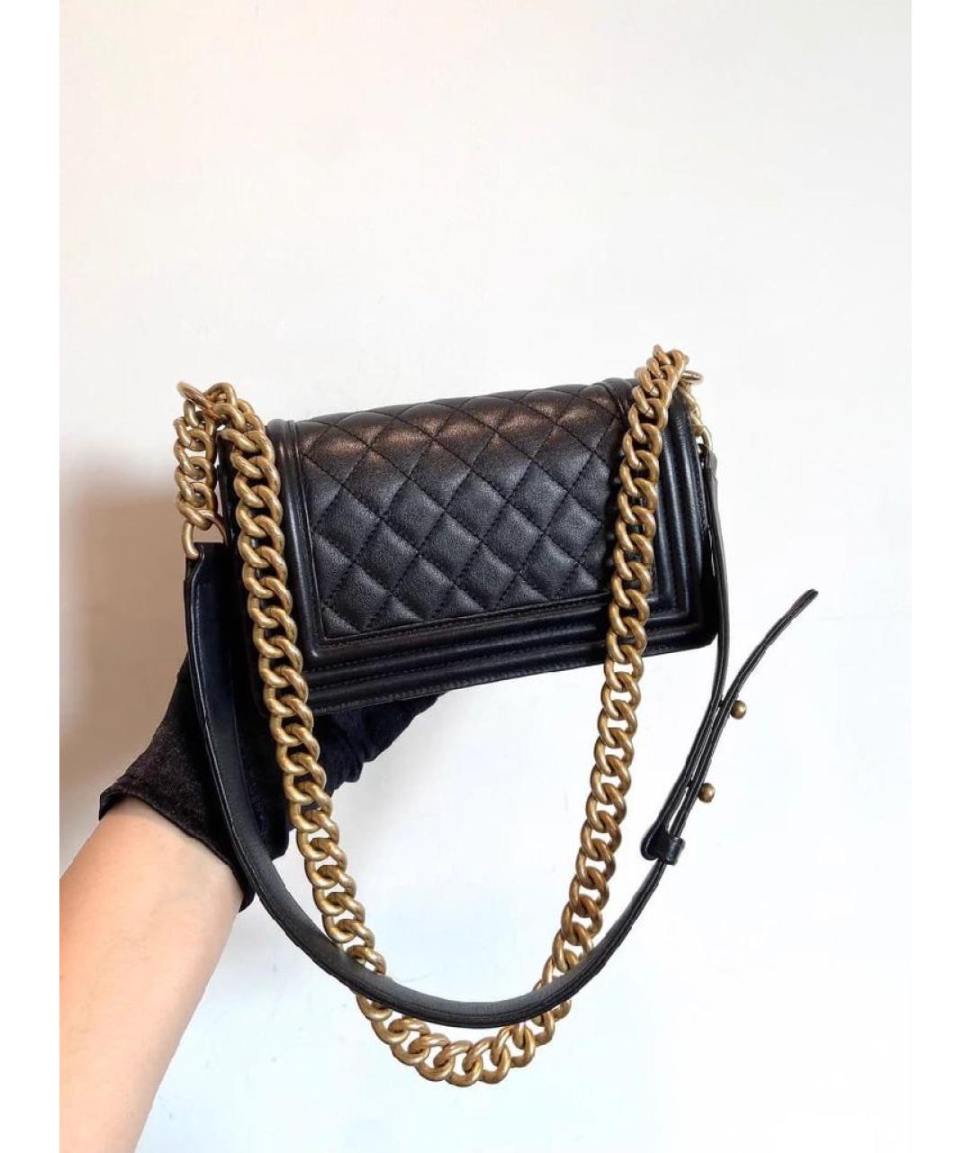 CHANEL Черная кожаная сумка через плечо, фото 5