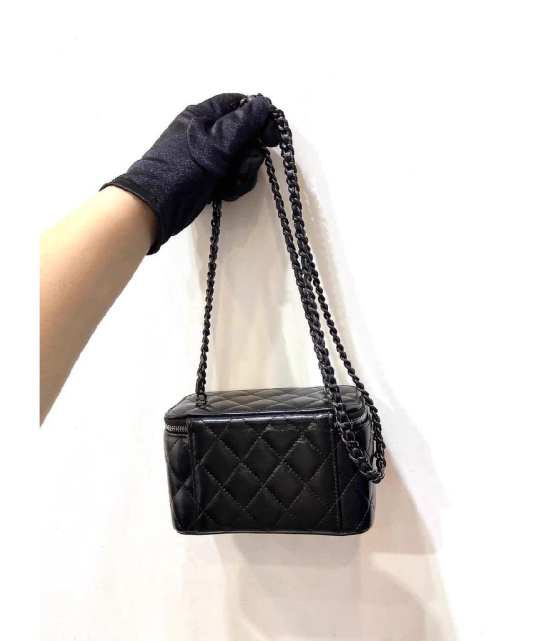 CHANEL Черная кожаная сумка через плечо, фото 3