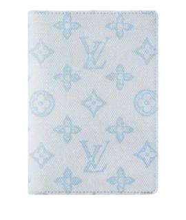 LOUIS VUITTON Обложка/футляр