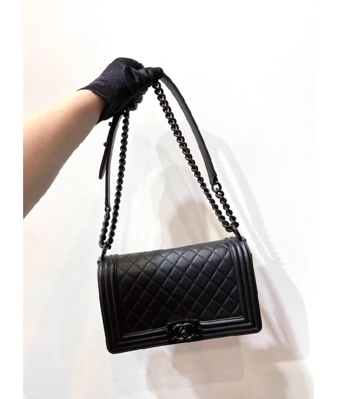 CHANEL Черная кожаная сумка через плечо, фото 8