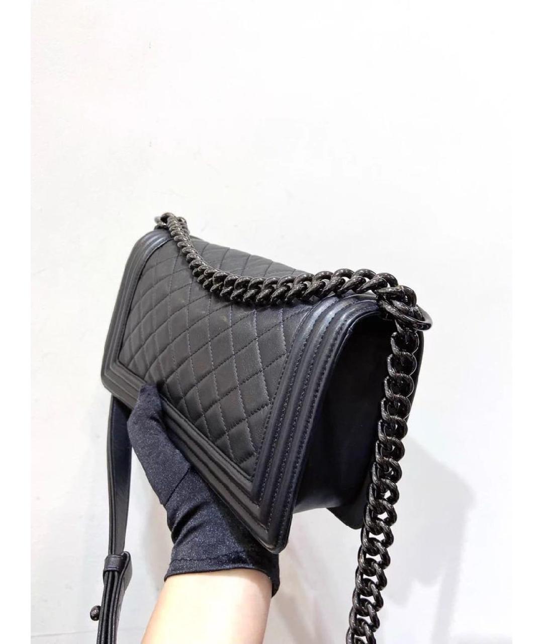 CHANEL Черная кожаная сумка через плечо, фото 6
