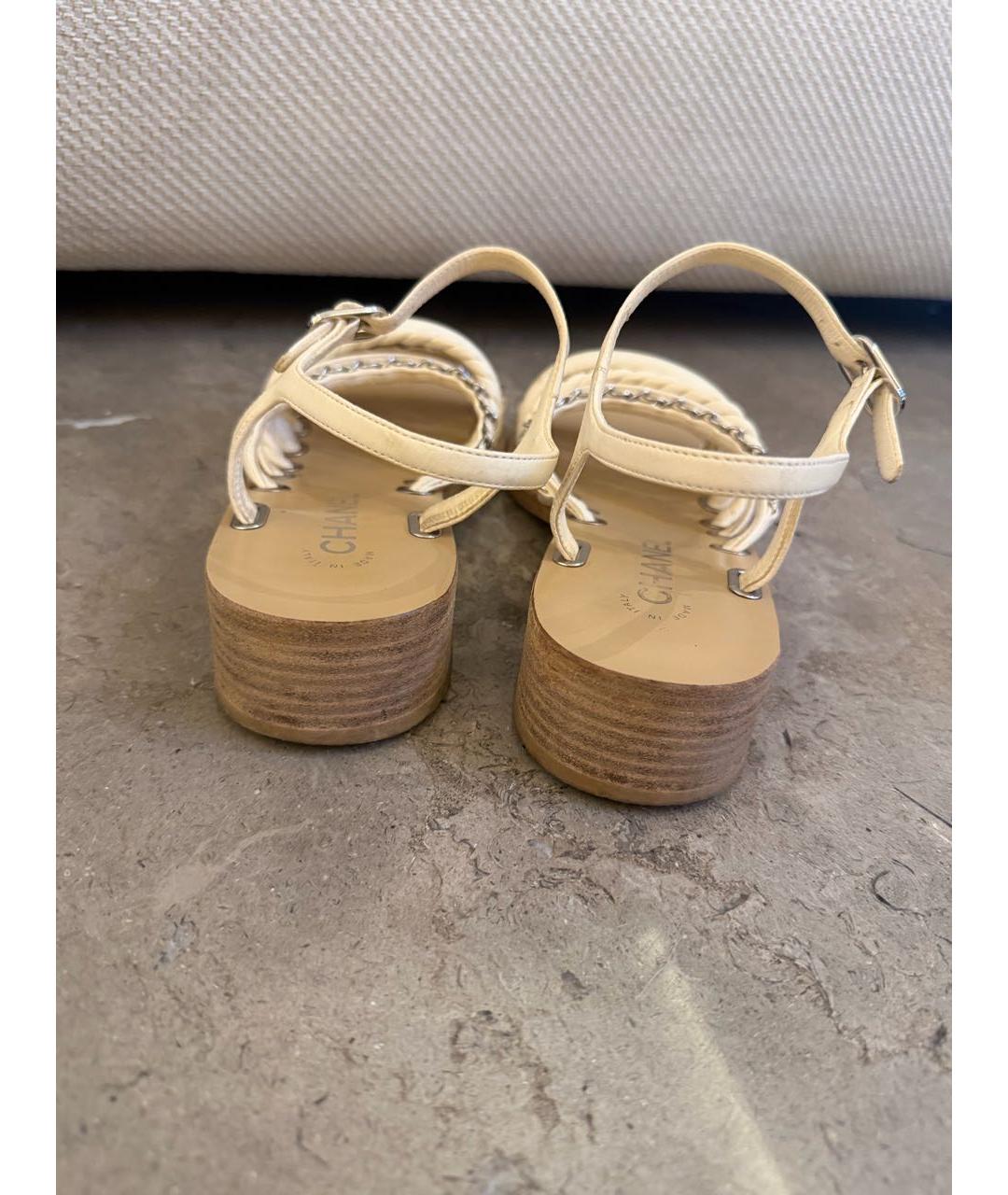 CHANEL Белые кожаные босоножки, фото 3