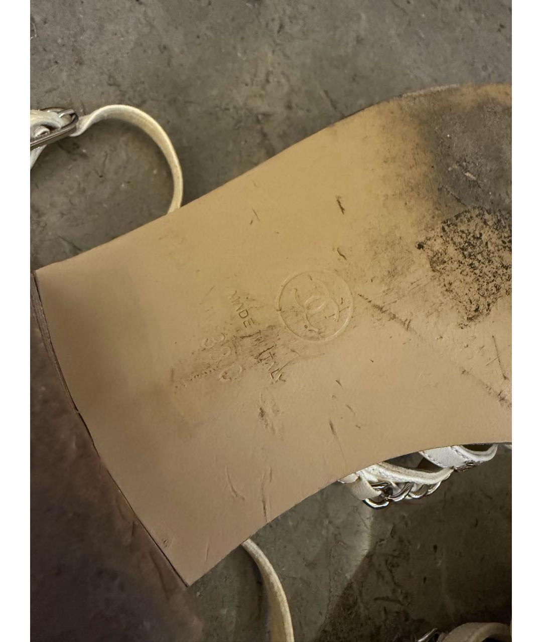 CHANEL Белые кожаные босоножки, фото 5