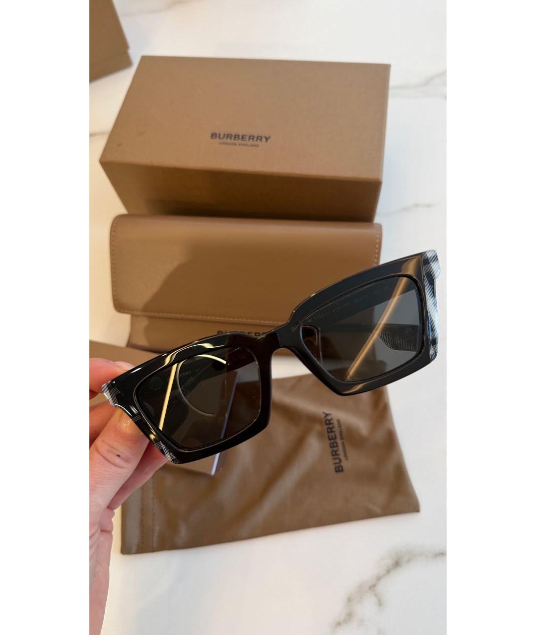 BURBERRY Черные пластиковые солнцезащитные очки, фото 2