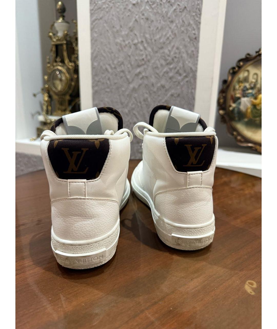 LOUIS VUITTON Белые кожаные кеды, фото 4