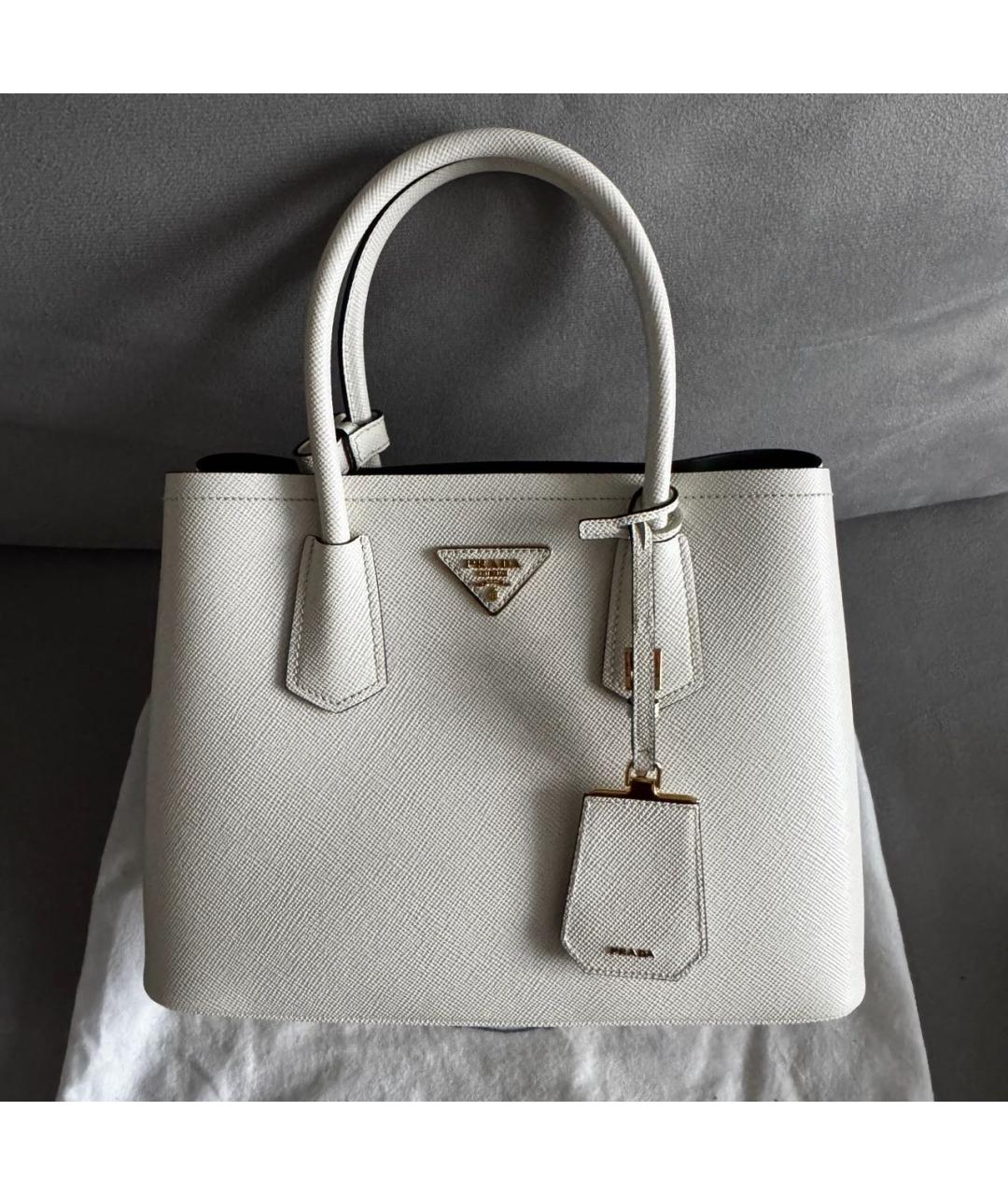 PRADA Белая кожаная сумка с короткими ручками, фото 3