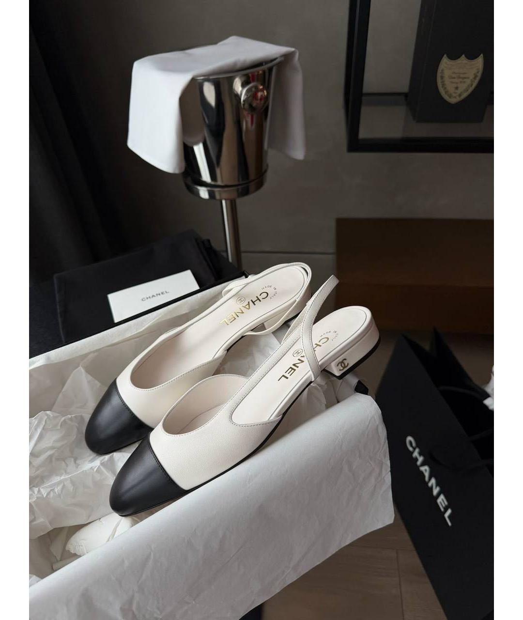 CHANEL Белые кожаные босоножки, фото 4