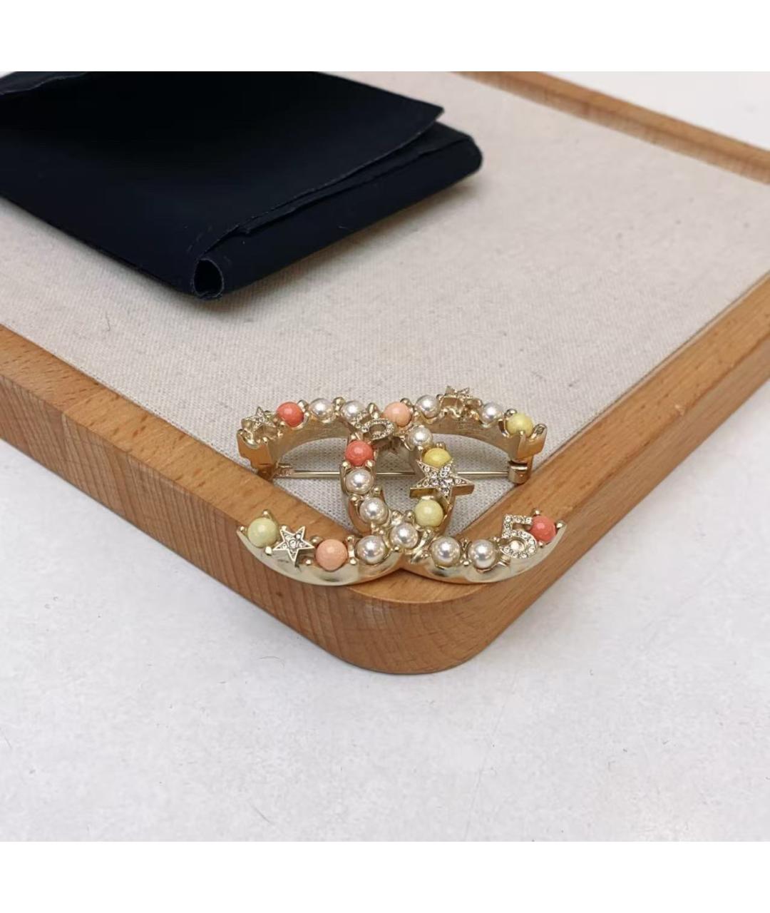 CHANEL Золотая металлическая булавка / брошь, фото 3