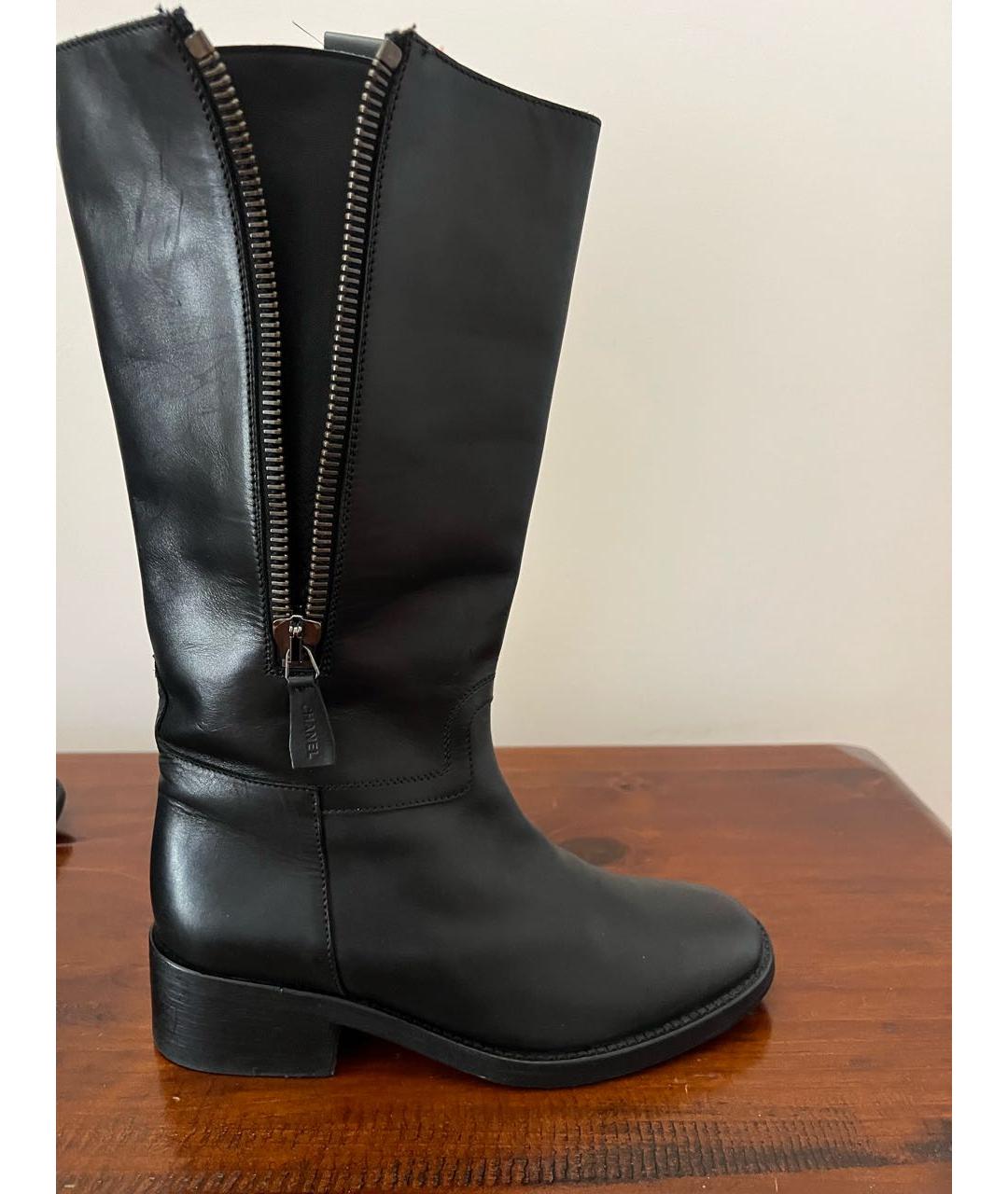 CHANEL Черные кожаные сапоги, фото 3