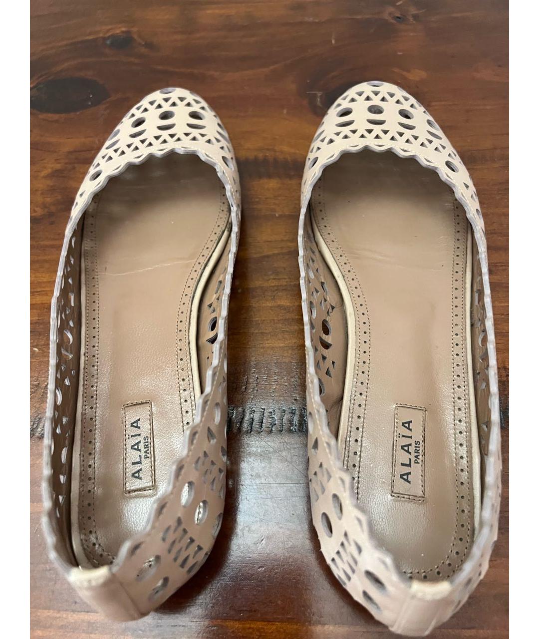 ALAIA Бежевые кожаные балетки, фото 3