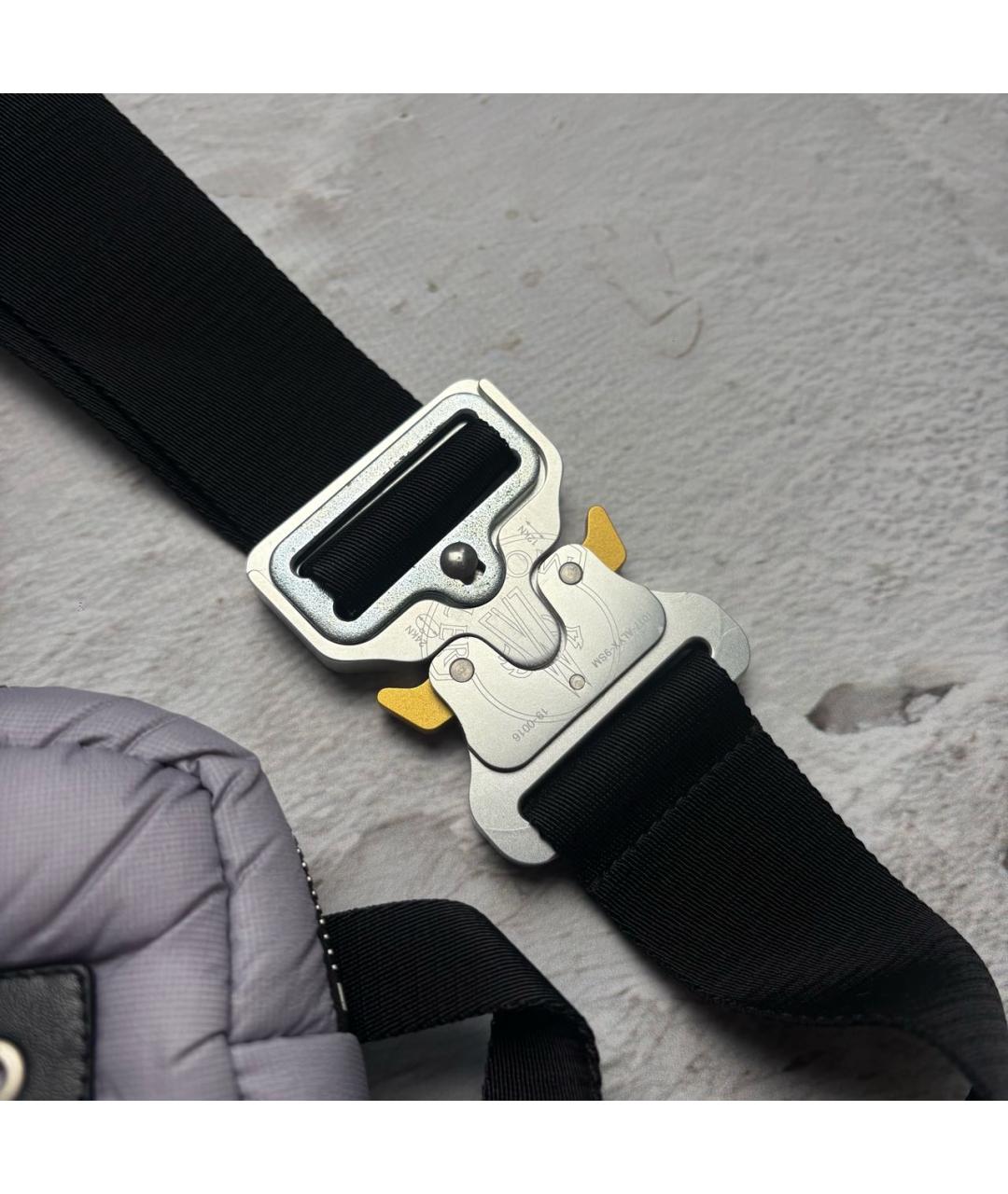 MONCLER Серая тканевая поясная сумка, фото 5