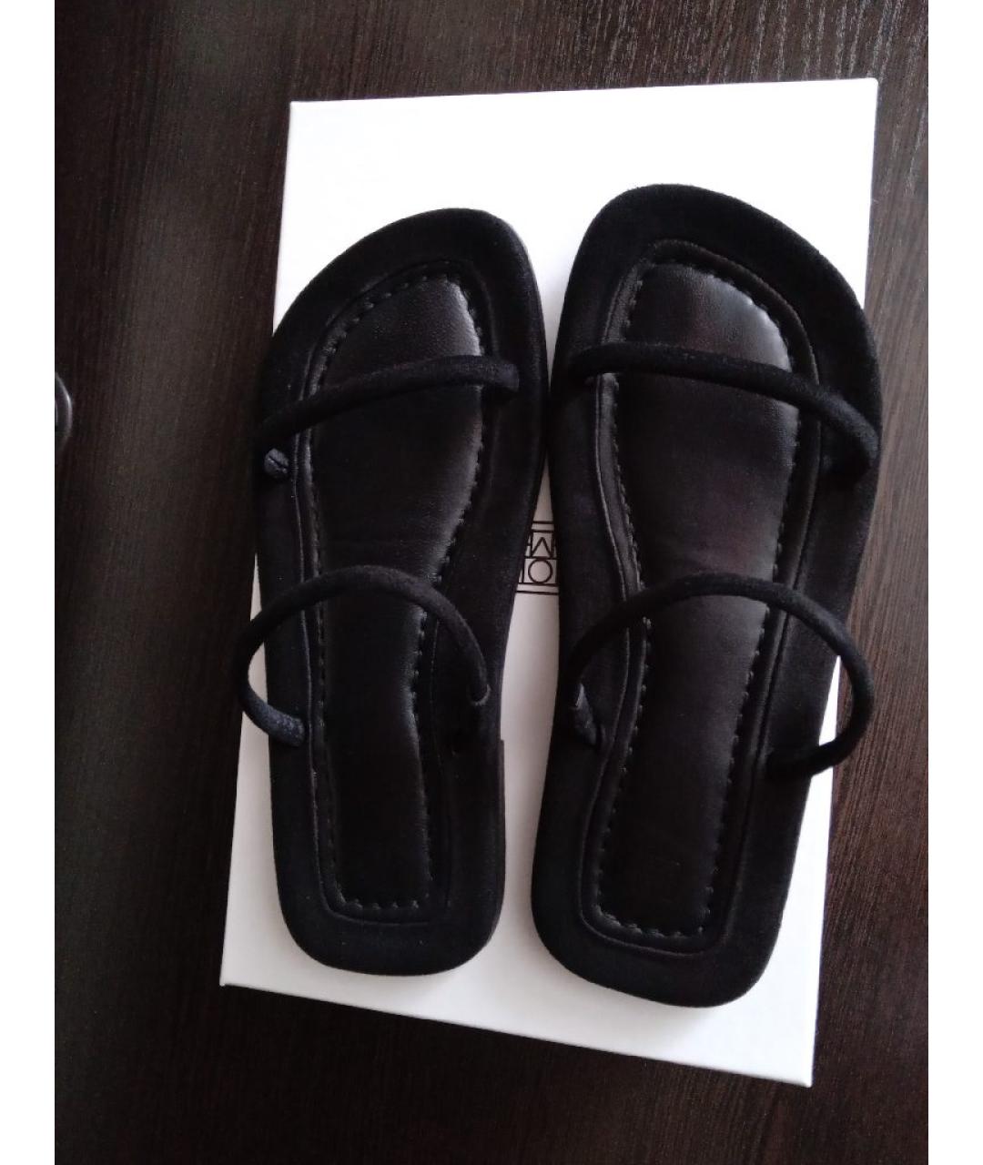 TOTEME Черные замшевые шлепанцы, фото 2