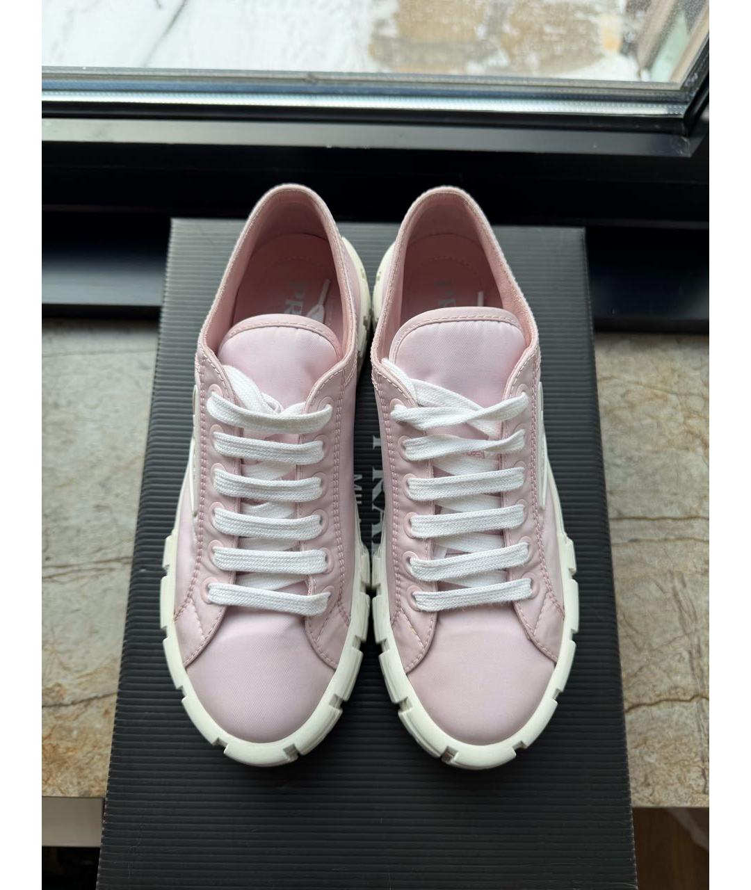 PRADA Розовые текстильные кеды, фото 3