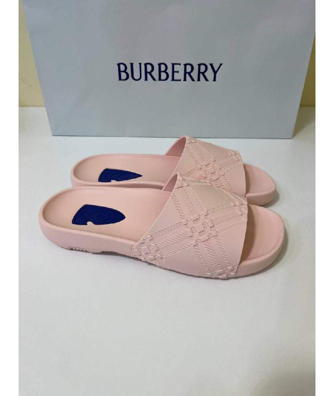 BURBERRY Розовые резиновые шлепанцы, фото 8