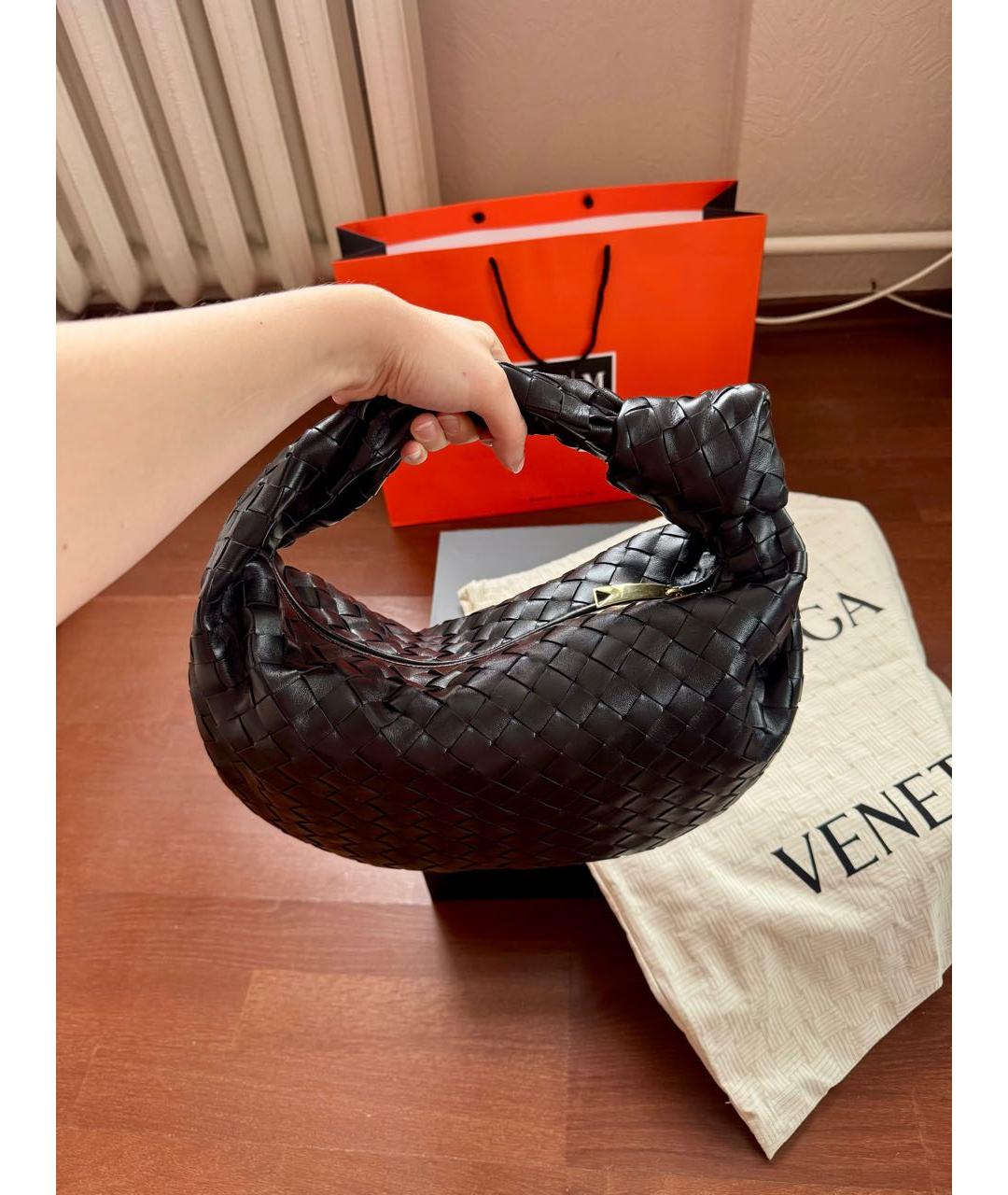 BOTTEGA VENETA Черная кожаная сумка с короткими ручками, фото 7