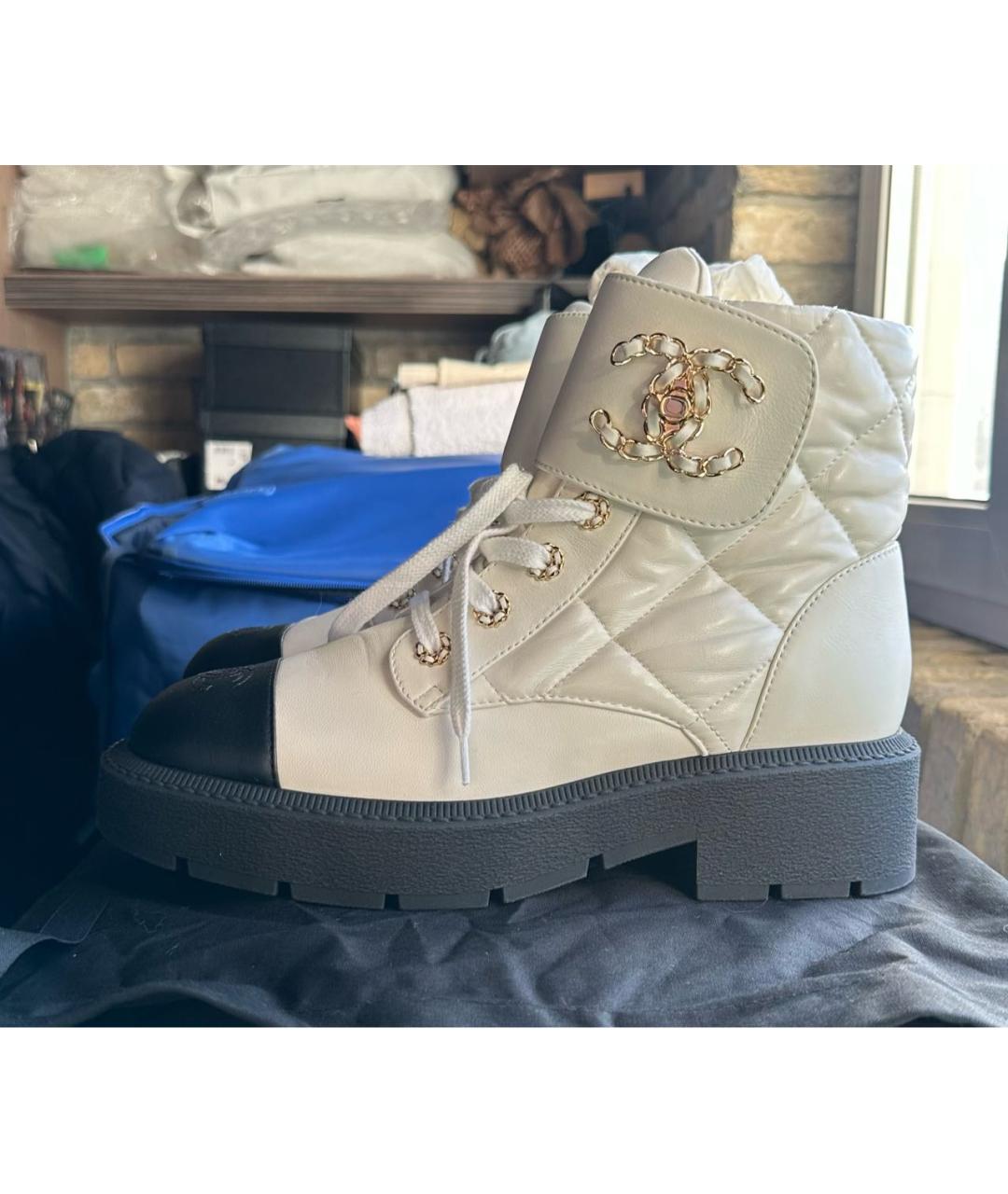CHANEL Бежевые кожаные ботинки, фото 7