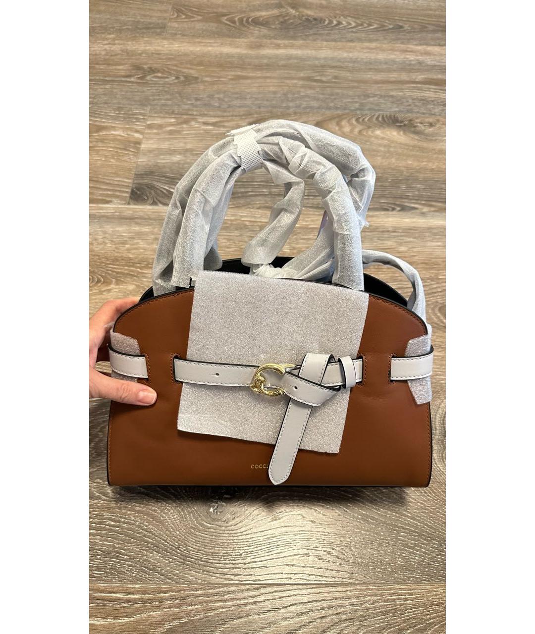 COCCINELLE Коричневая кожаная сумка с короткими ручками, фото 6