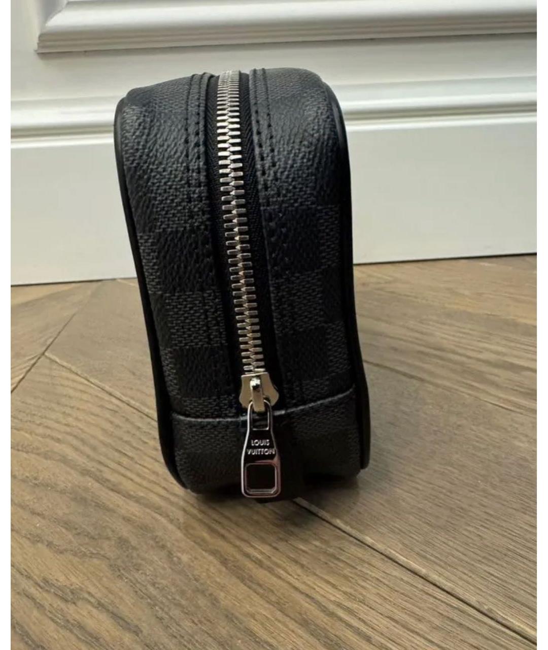 LOUIS VUITTON Черная барсетка, фото 3