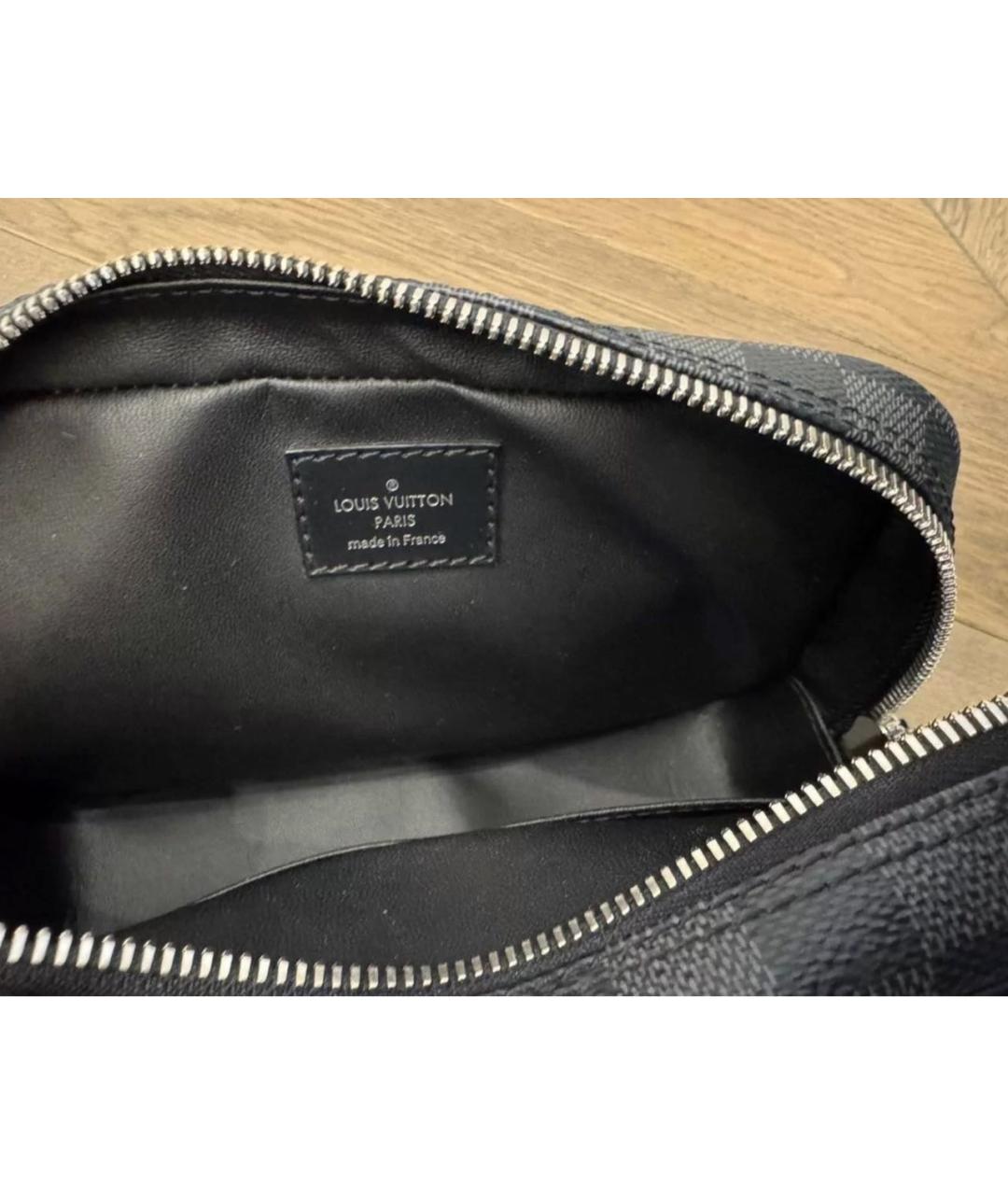 LOUIS VUITTON Черная барсетка, фото 4