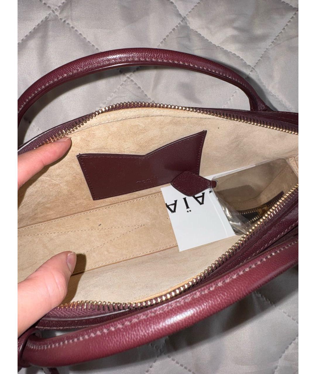 ALAIA Бордовая замшевая сумка с короткими ручками, фото 4