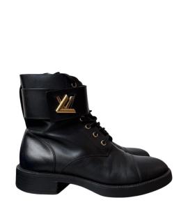LOUIS VUITTON Ботинки