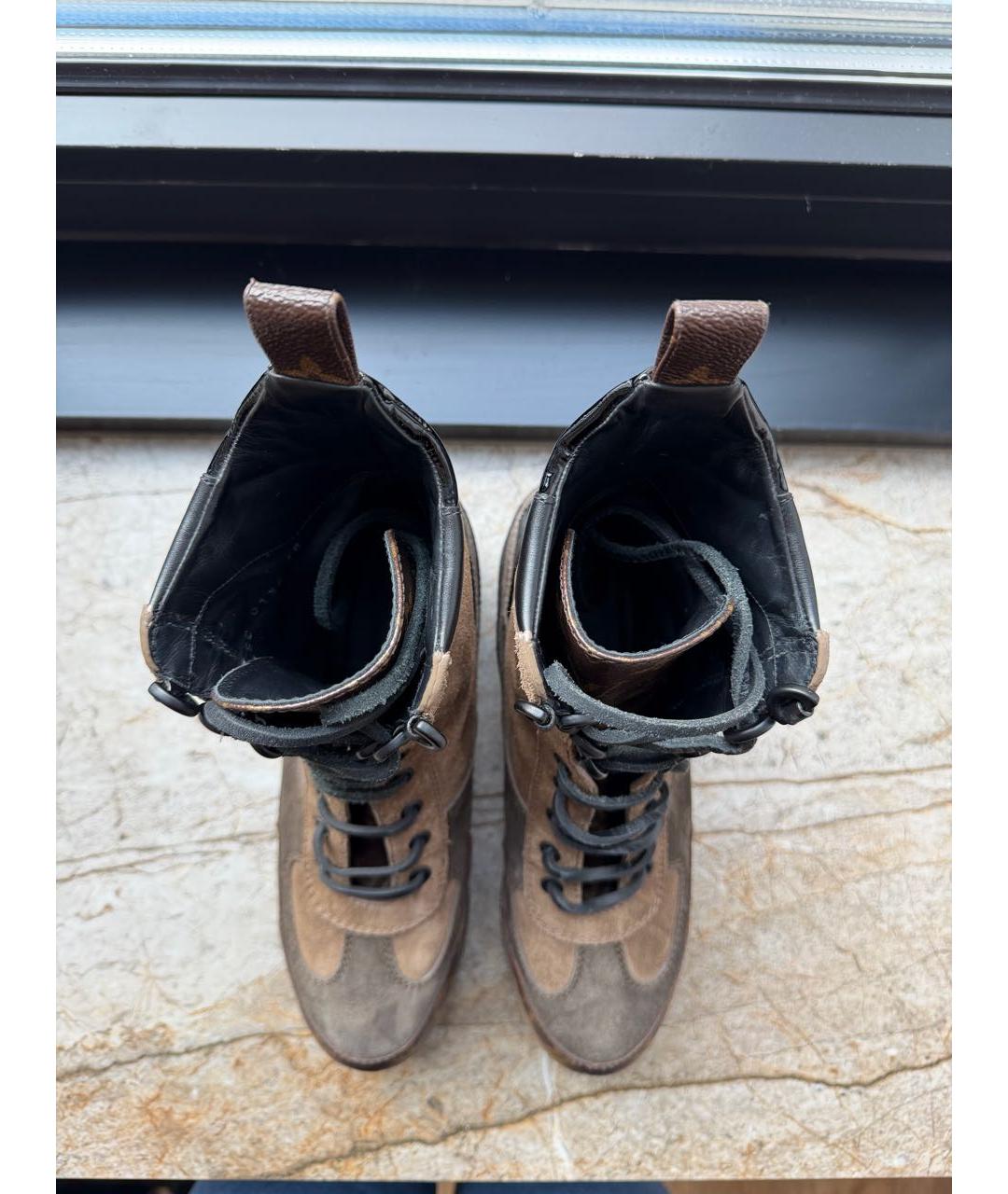 LOUIS VUITTON Коричневые замшевые ботинки, фото 3