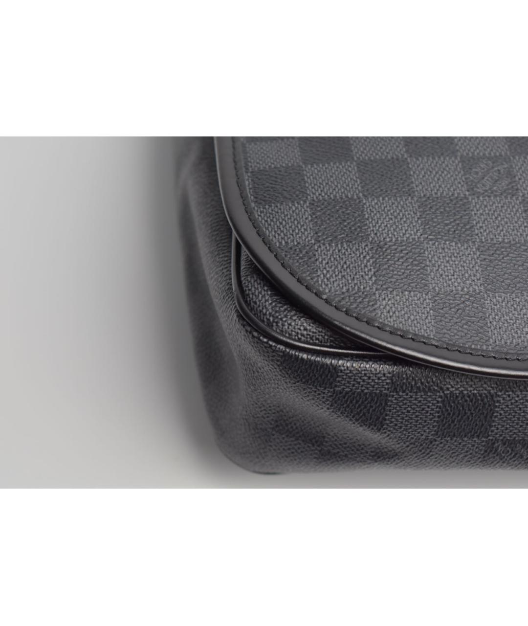 LOUIS VUITTON Черная кожаная сумка на плечо, фото 5