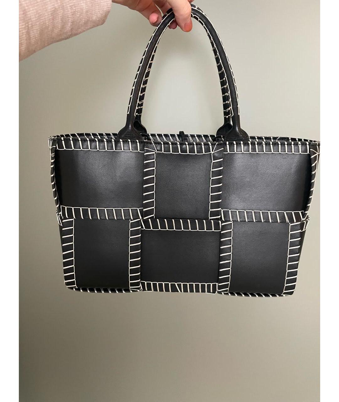 BOTTEGA VENETA Черная кожаная сумка тоут, фото 6