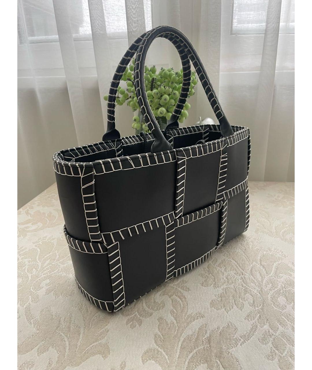 BOTTEGA VENETA Черная кожаная сумка тоут, фото 3